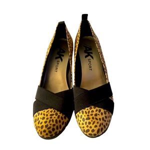 Anne Klein AK sport leopard print heels brown/black block heels sz 9 M
